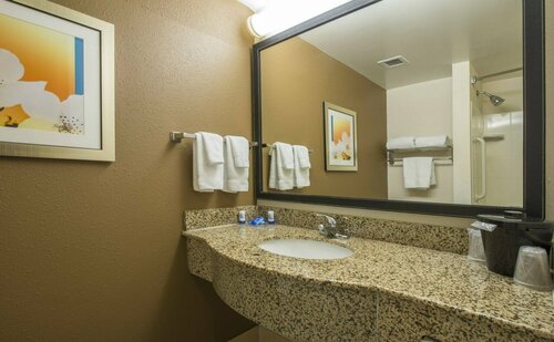 Fairfield Inn & Suites By Marriott Hinesville Fort Stewart, Buchen Sie Hotel Hinesville 