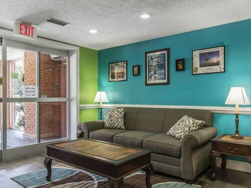 Suburban Extended Stay Hotel Naval Base area, Prenota Hotel Warrington Stati Uniti
