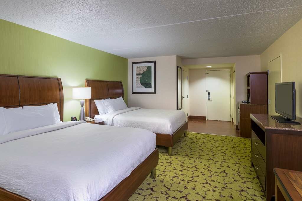 Hilton Garden Inn-Edison