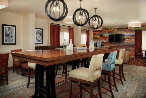 Hampton Inn Beaumont, Забронировать Отель Бомонт Texas Gulf Coast