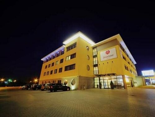 Focus Hotel Gdańsk, Забронировать Отель Отели Гданьска с питанием, Пансион