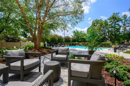 DoubleTree by Hilton Raleigh Midtown, NC, Забронировать Отель Роли Raleigh-Durham Metropolitan Area