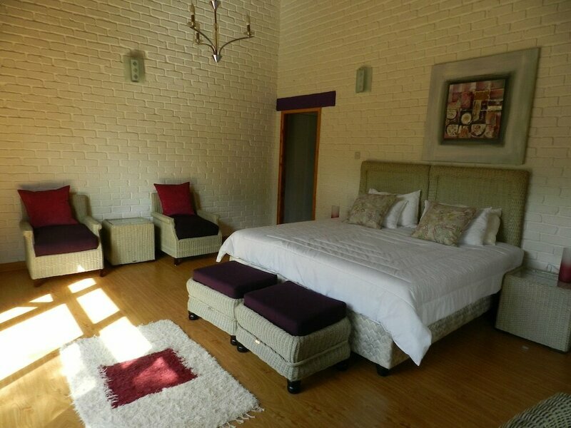 Kutandara Lodges