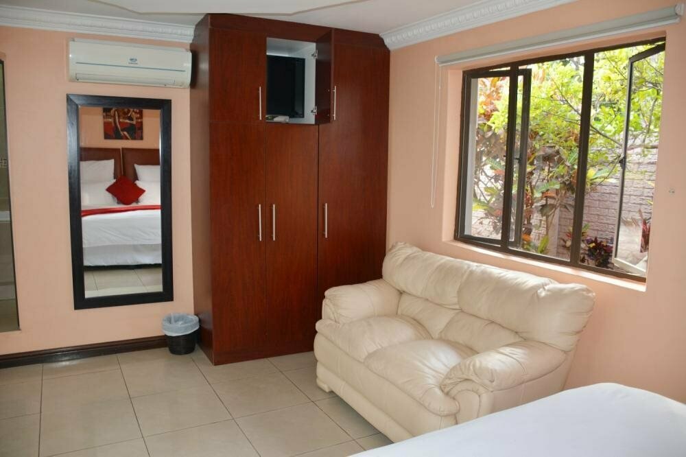 Cozy Nest Guest House