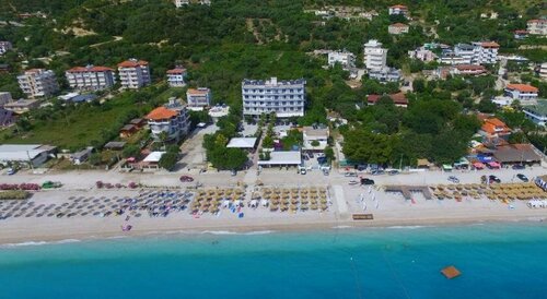 Blue Days Hotel, Varaa Hotelli Hotellit Vlorë County pysäköinnillä, Pysäköinti