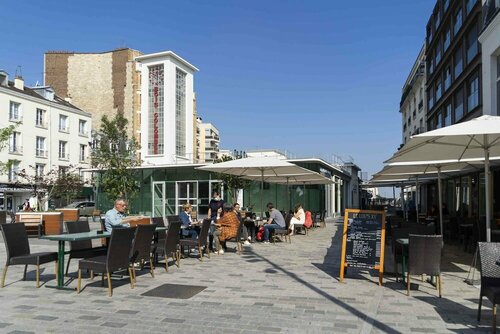 Hotel SUB, Забронировать Отель Отели Гросле 3 звезды, 3*