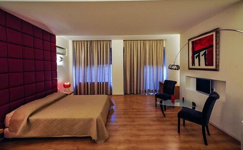 Kleopatra Hotel, Rezerwuj Hotel Mesini Messinia