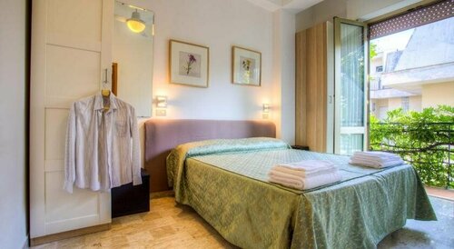 Albergo Villa Lucia, Забронировать Вилла Отели в центре Беллария-Иджеа-Марина, в центре, Парковка