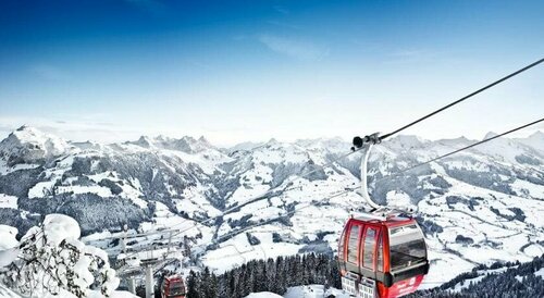 Schwarzer Adler Kitzbühel, Rezervați Hotel Hoteluri în Kitzbuhel cu mese, Demipensiune / Pensiune completă