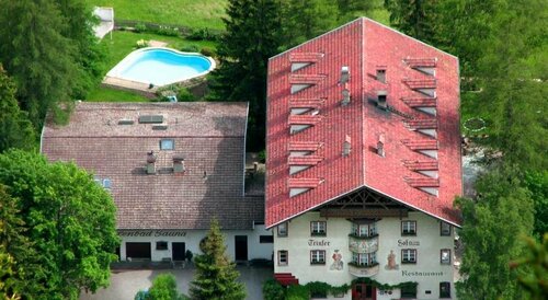 Hotel Trinserhof, Забронировать Отель Отели Тироля с парковкой, Парковка