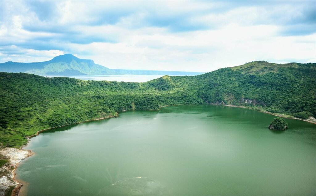 Belize Tagaytay