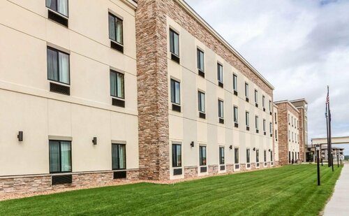 Comfort Suites University Brookings, Buchen Sie Hotel Brookings South Dakota