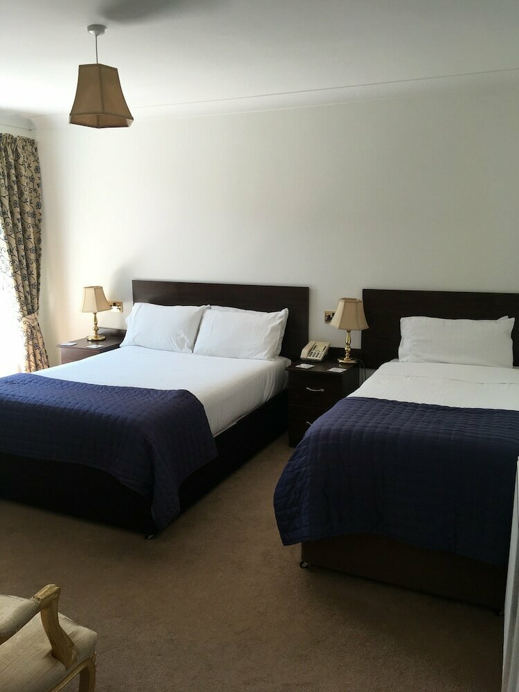 Balmoral Hotel