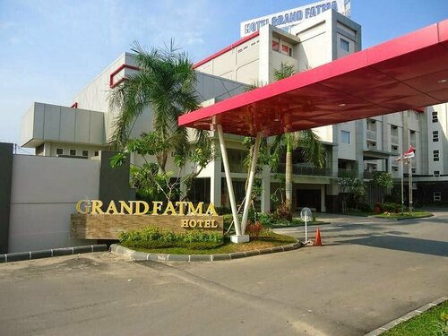 Grand Fatma Hotel, Réserver Hôtel Tenggarong 