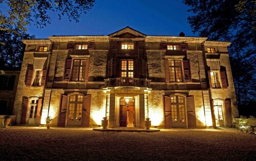 Chateau De Roussan, Забронировать Отель Отели Альпий с завтраком, Завтраки