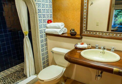 Hotel Lunata - Near Playa del Carmen Main Beach, Забронировать Отель Плая-дель-Кармен Кинтана-Роо, рядом с Пляжный клуб Mamitas