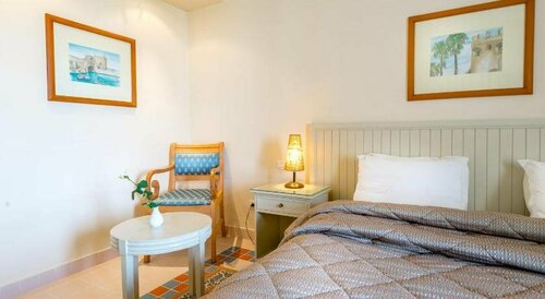 Hotel Safir