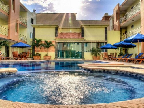 Quality Inn Mazatlan, Book Hotel Hotels in Sinaloa with Parking, Parking