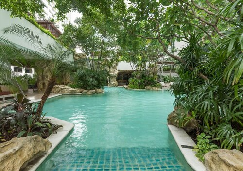 Dusit Suites Hotel Ratchadamri, Bangkok, Забронировать Отель Отели Бангкока с бассейном, рядом с Улица Силом-Сой 4, Бассейн