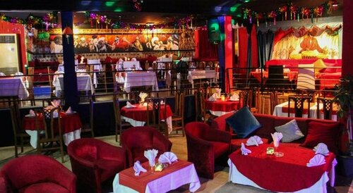 Café-Shop Rodes, Book Hotel Hoteller i Djerba med parkering, Parkering