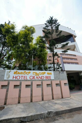 Grand Bee Hotel, Забронировать Отель Йешвантпур Бангалор
