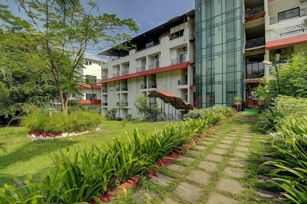 Khanvel Resort