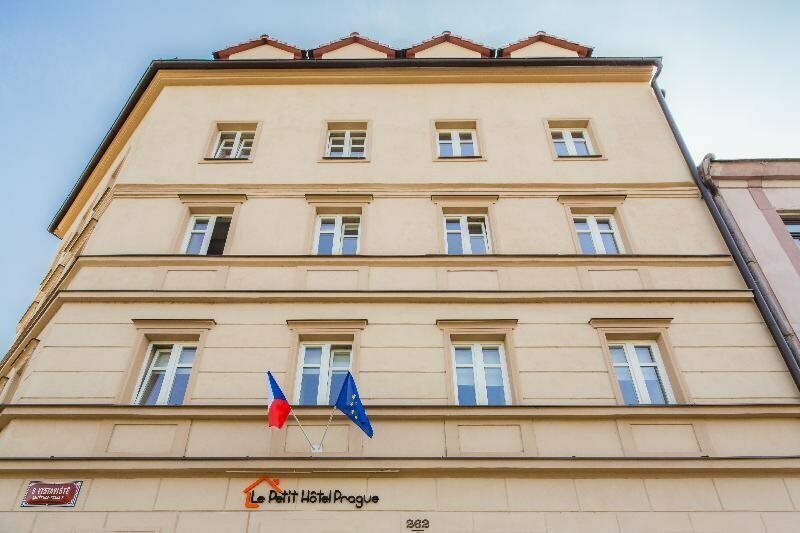 Minimino hotel