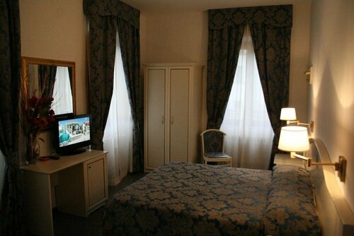 Hotel La Meridiana, Забронировать Отель Ангьяри Тоскана