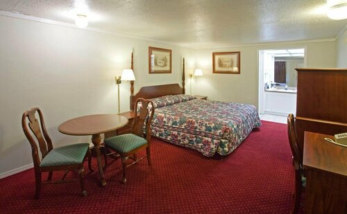 Americas Best Value Inn Lansing, Book Mini-hotel Hoteller i Michigan med parkering, Parkering