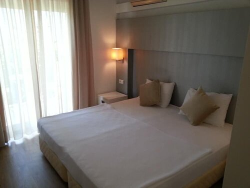 Villa Saray, Rezerwuj Willa Domki letniskowe w Izmir, Domek
