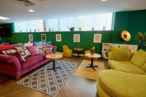 Holiday Inn - the niu, Loom Manchester North by IHG, Varaa Hotelli Hotellit Merseyside aamiaisella, Aamiainen