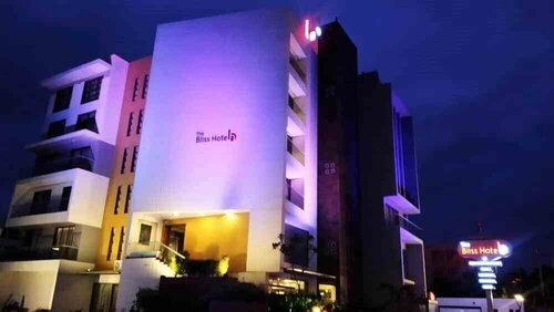 The Bliss Hotel, Забронировать Отель Отели Сомнатх 3 звезды, рядом с Somnath Temple, 3*