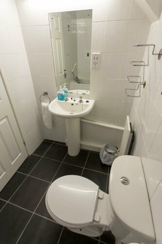 Trinity Guest House, Забронировать Гостевой дом Хартлпул Тиссайд