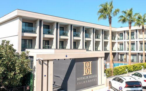 Boyalik Beach Palms Hotel