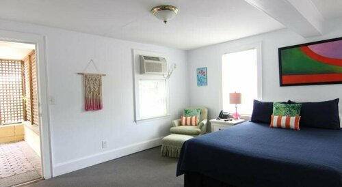 Holliday Inn Of Folly Beach, Забронировать Отель Фоли-Бич Lowcountry, рядом с Рыболовный пирс Фолли-Бич
