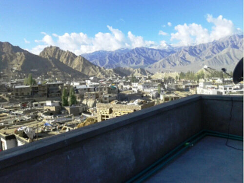Tih Ladakh View Home Stay, Забронировать Отель Отели Лех с парковкой, Парковка