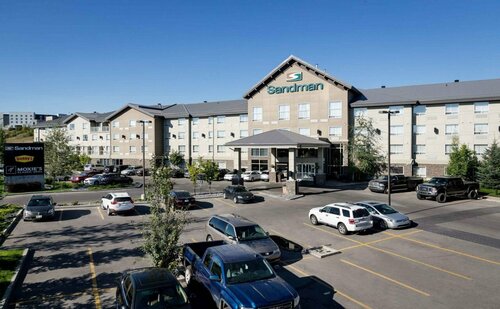 Sandman Hotel & Suites Calgary South, Buchen Sie Hotel Hotels in Calgary mit Pool, in der Nähe von Heritage Park, Schwimmbad