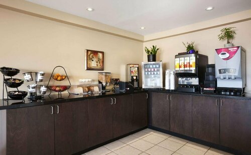 Travelodge by Wyndham Kapuskasing, Prenota Locanda Hotel a Ontario con parcheggio, Parcheggio