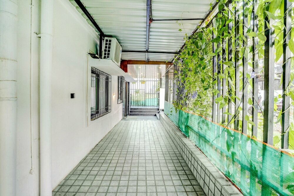 FabHotel Viva House - Talegaon