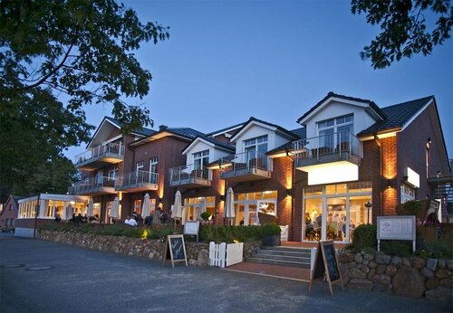 StrandHotel Seeblick, Брондау Қонақ үй Ploen Lake Plön