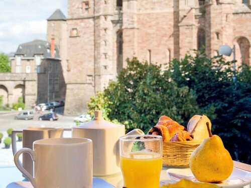 Hôtel Mercure Rodez Cathédrale, Varaa Hotelli Rodez Aveyron