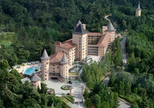 The Chateau Spa & Wellness Resort, Book Ferieresort Pahang hoteller med pool, Swimmingpool