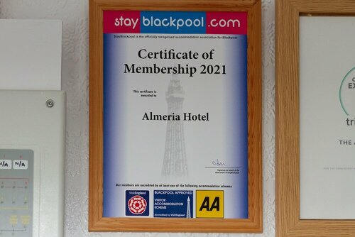 The Almeria, Book Bed and Breakfast Hoteller i Blackpool med parkering, Parkering