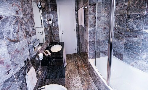 Agape Hotel, Book Hotel Milano Lombardiet, nær Cimiano Metro Station