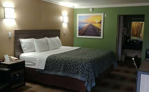 Days Inn by Wyndham Houston East, Book Hotel Hoteller i Houston med parkering, Parkering