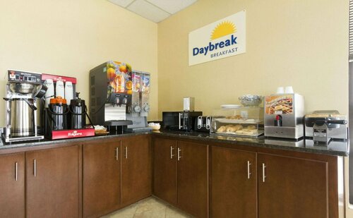 Days Inn by Wyndham White House, Rezerwuj Hotel White House Tennessee