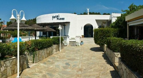 Muses, Reserva ahora Hotel Koukounaries 