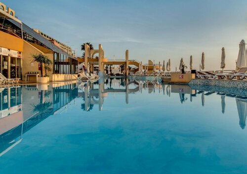 AX ODYCY Hotel, Забронировать Отель Аура Мальта