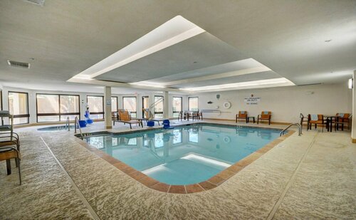 Fairfield Inn & Suites by Marriott Springdale, Забронировать Отель Отели Спрингдейл с бассейном, Бассейн