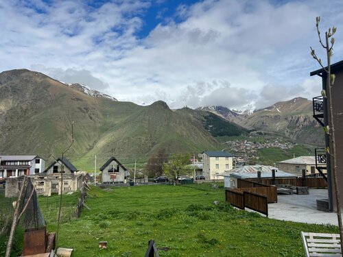 Chemodann Kazbegi, Prenota Hotel Kazbegi 